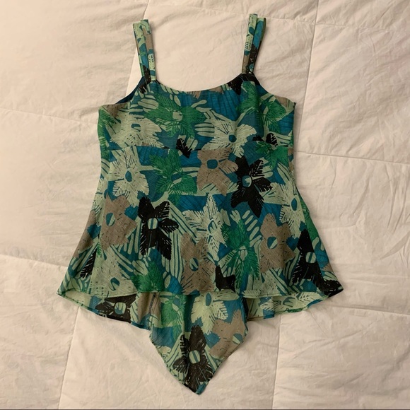 Petite Women’s Alfani Tank Top - Picture 2 of 6